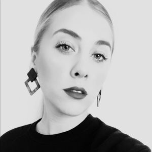 Meet your Posher, Macy